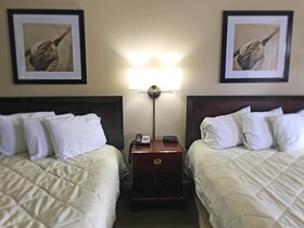 Days Inn by Wyndham Clanton AL