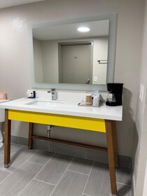 Days Inn by Wyndham Clanton AL