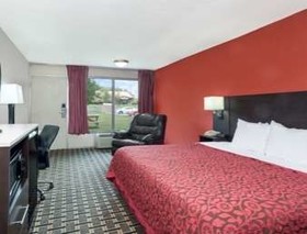 Days Inn by Wyndham Cullman