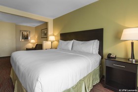 Holiday Inn Express & Suites Cullman