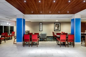 Holiday Inn Express Hotel & Suites Daphne-Spanish Fort Area