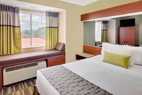 Microtel Inn & Suites by Wyndham Daphne/Mobile