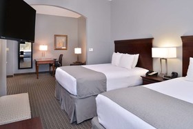 Best Western Plus Two Rivers Hotel & Suites
