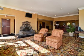 Best Western Plus Two Rivers Hotel & Suites