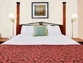 Days Inn by Wyndham Demopolis