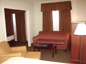 Red Roof Inn & Suites Dothan
