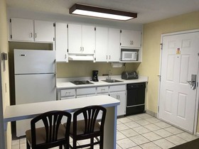 Red Roof Inn & Suites Dothan