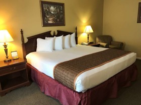 Red Roof Inn & Suites Dothan
