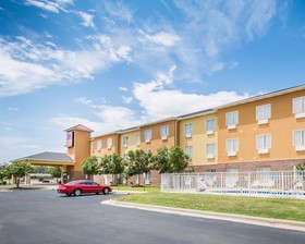 Best Western Dothan Inn & Suites