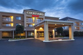 Courtyard Dothan