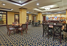 Holiday Inn Express Hotel & Suites Dothan North