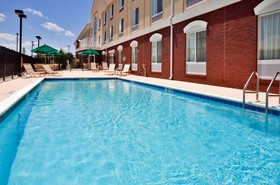 Holiday Inn Express Hotel & Suites Dothan North