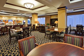 Holiday Inn Express Hotel & Suites Dothan North