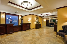 Holiday Inn Express Hotel & Suites Dothan North