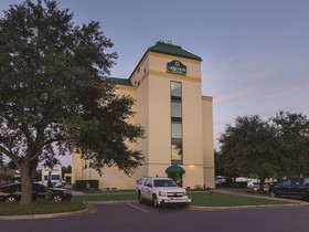 La Quinta Inn & Suites by Wyndham Dothan