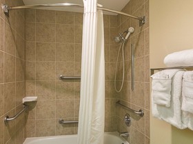 La Quinta Inn & Suites by Wyndham Dothan