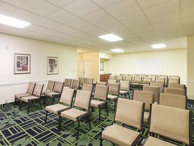 La Quinta Inn & Suites by Wyndham Dothan