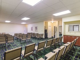 La Quinta Inn & Suites by Wyndham Dothan