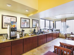 La Quinta Inn & Suites by Wyndham Dothan