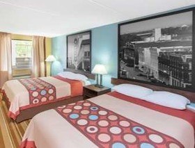 Super 8 by Wyndham Dothan