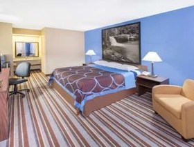 Super 8 by Wyndham Dothan