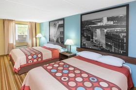 Super 8 by Wyndham Dothan