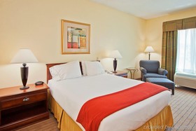 Holiday Inn Express And Suites Enterprise