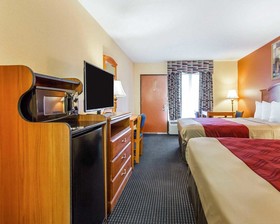 Econo Lodge Inn & Suites