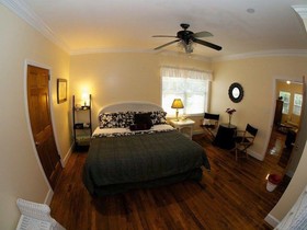 Away at the Bay Bed & Breakfast