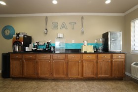 Days Inn by Wyndham Foley