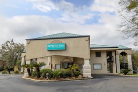 Days Inn by Wyndham Foley