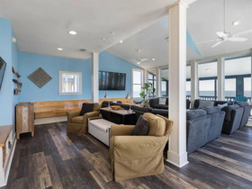 Avocet by Meyer Vacation Rentals