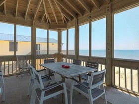 Bay Walk by Meyer Vacation Rentals