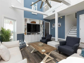 Bay Walk by Meyer Vacation Rentals