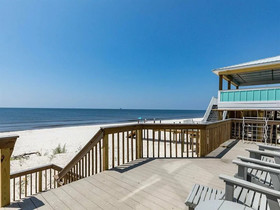 Bay Walk by Meyer Vacation Rentals