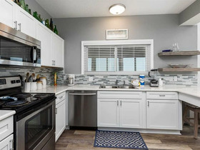 Bay Walk by Meyer Vacation Rentals