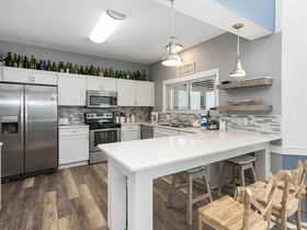 Bay Walk by Meyer Vacation Rentals