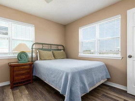 Bay Walk by Meyer Vacation Rentals