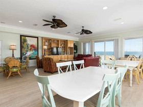 Beach Castle W by Meyer Vacation Rentals