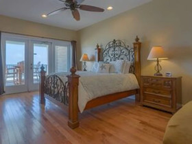 Beach Estate by Meyer Vacation Rentals