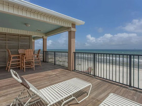 Beach Estate by Meyer Vacation Rentals