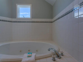 C-glass by Meyer Vacation Rentals