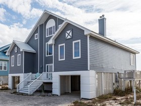 C-glass by Meyer Vacation Rentals