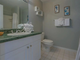 C-glass by Meyer Vacation Rentals