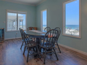 C-glass by Meyer Vacation Rentals