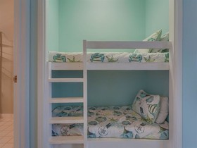 C-glass by Meyer Vacation Rentals