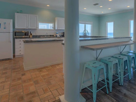 C-glass by Meyer Vacation Rentals