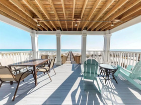 C-glass by Meyer Vacation Rentals