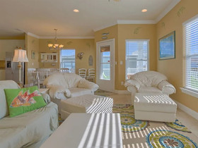 Dune Our Thing by Meyer Vacation Rentals