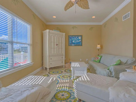 Dune Our Thing by Meyer Vacation Rentals